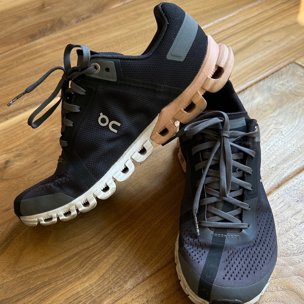 On Running Women's Black and Pink Cloudswift Athletic Shoes